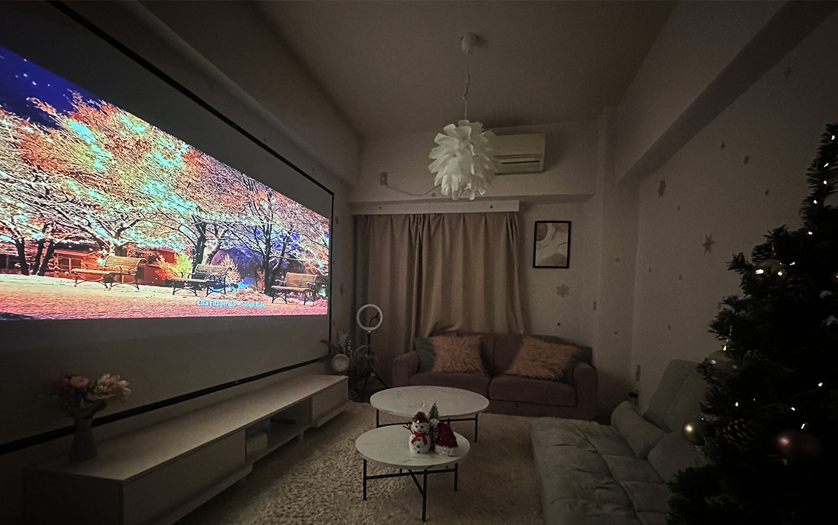 スペースの2枚目の�写真