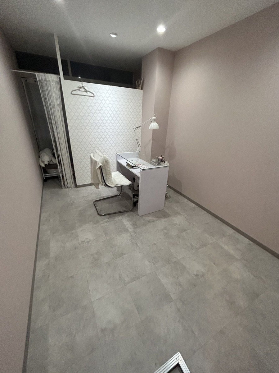 スペースの2枚目の写真