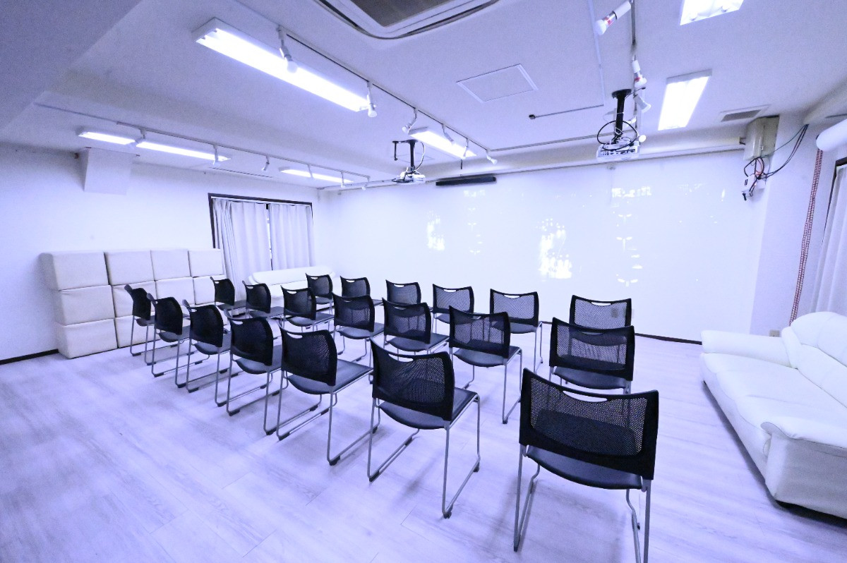 スペースの3枚目の写真