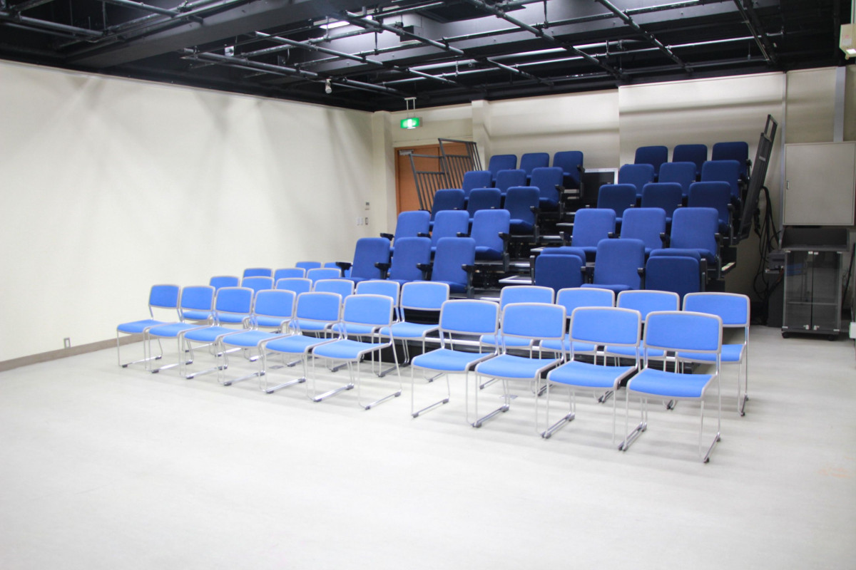 スペースの3枚目の写真