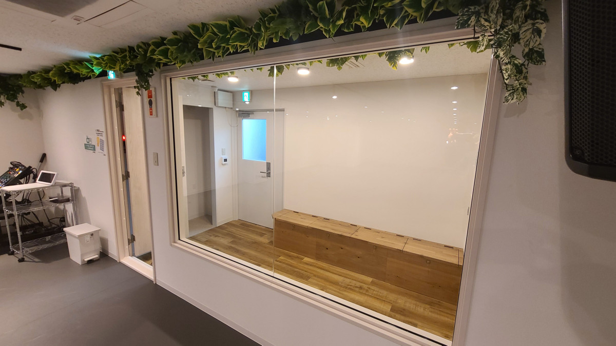 スペースの3枚目の写真