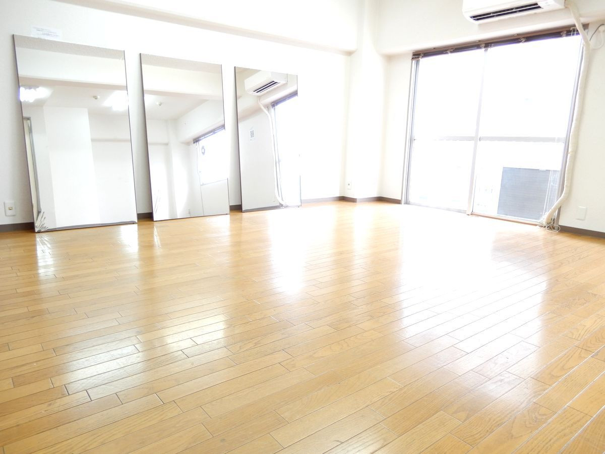 スペースの3枚目の写真