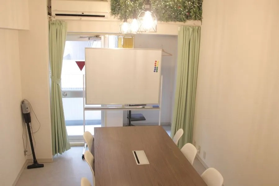 スペースの3枚目の写真