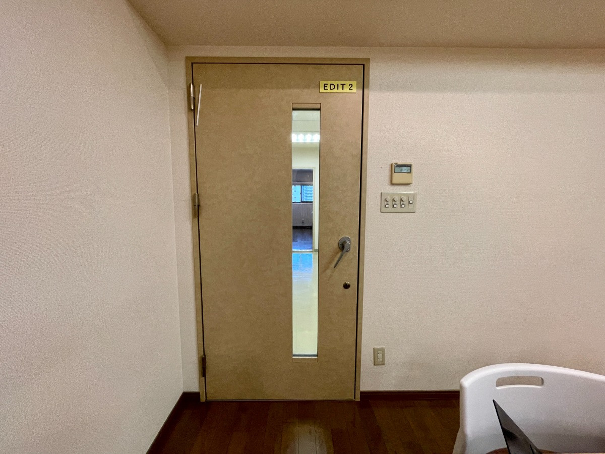 スペースの3枚目の写真