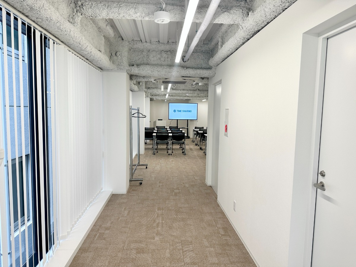 スペースの3枚目の写真