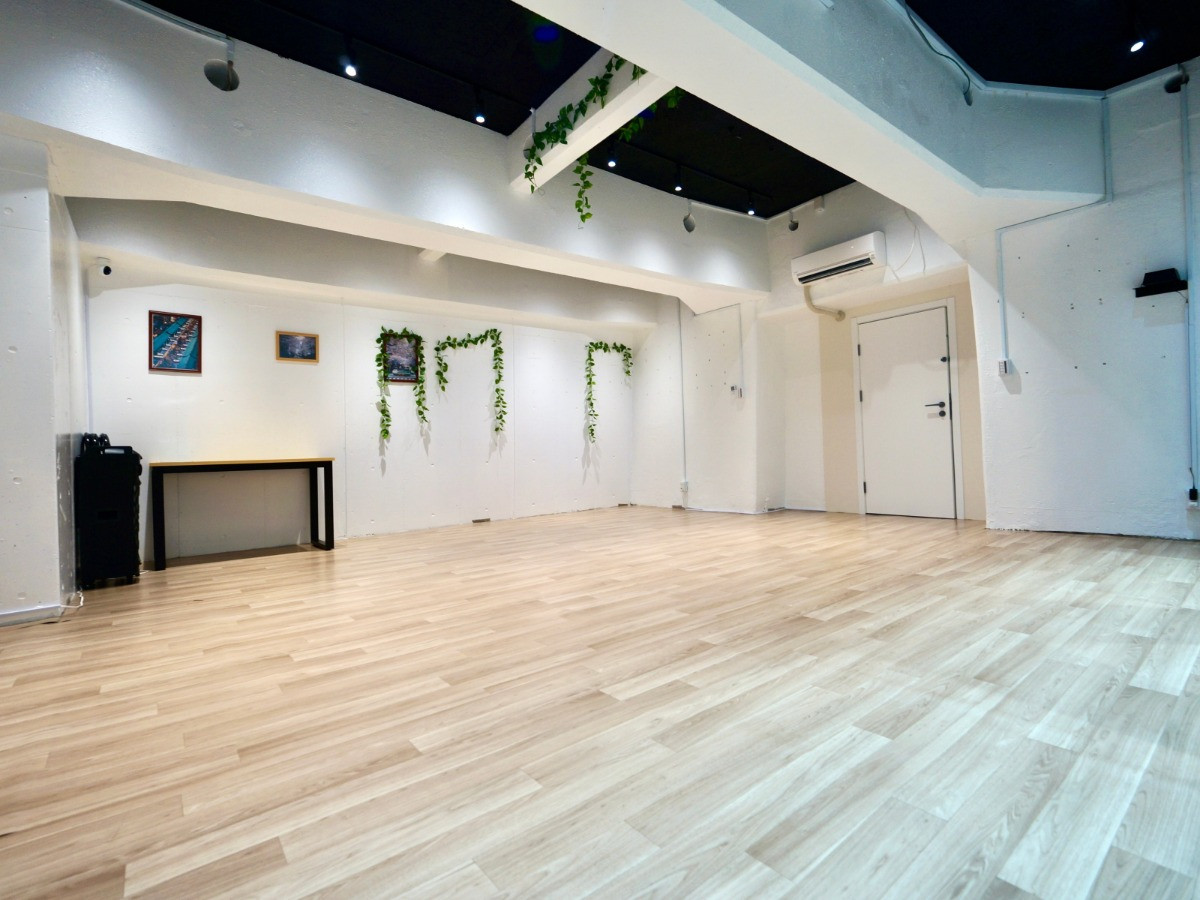 スペースの3枚目の写真