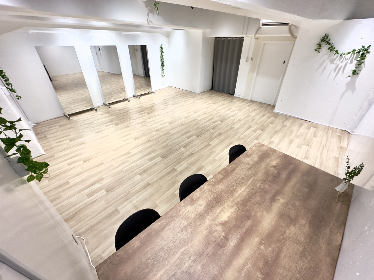 スペースの3枚目の写真