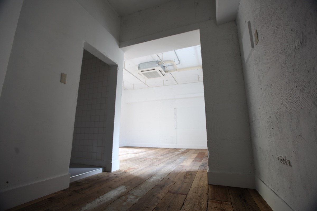 スペースの3枚目の写真