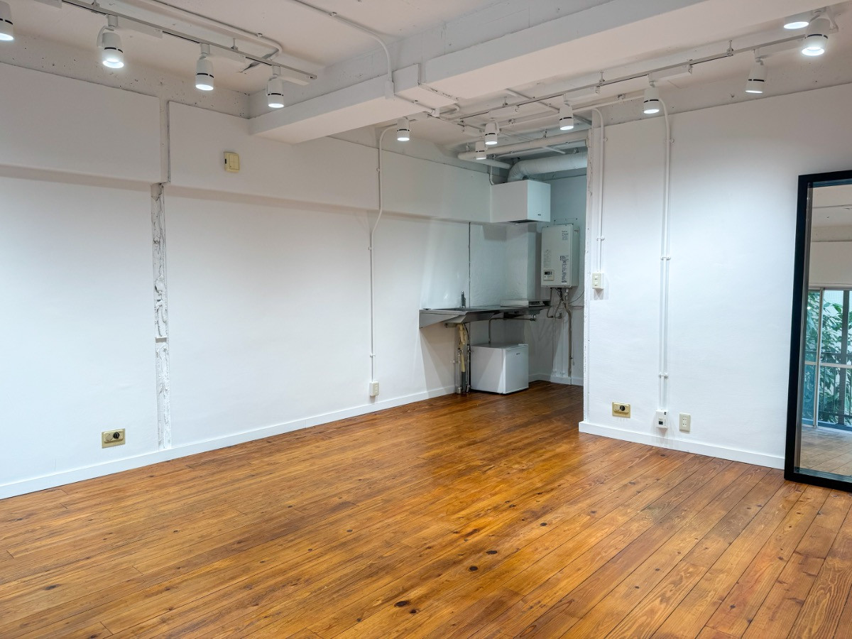 スペースの3枚目の写真