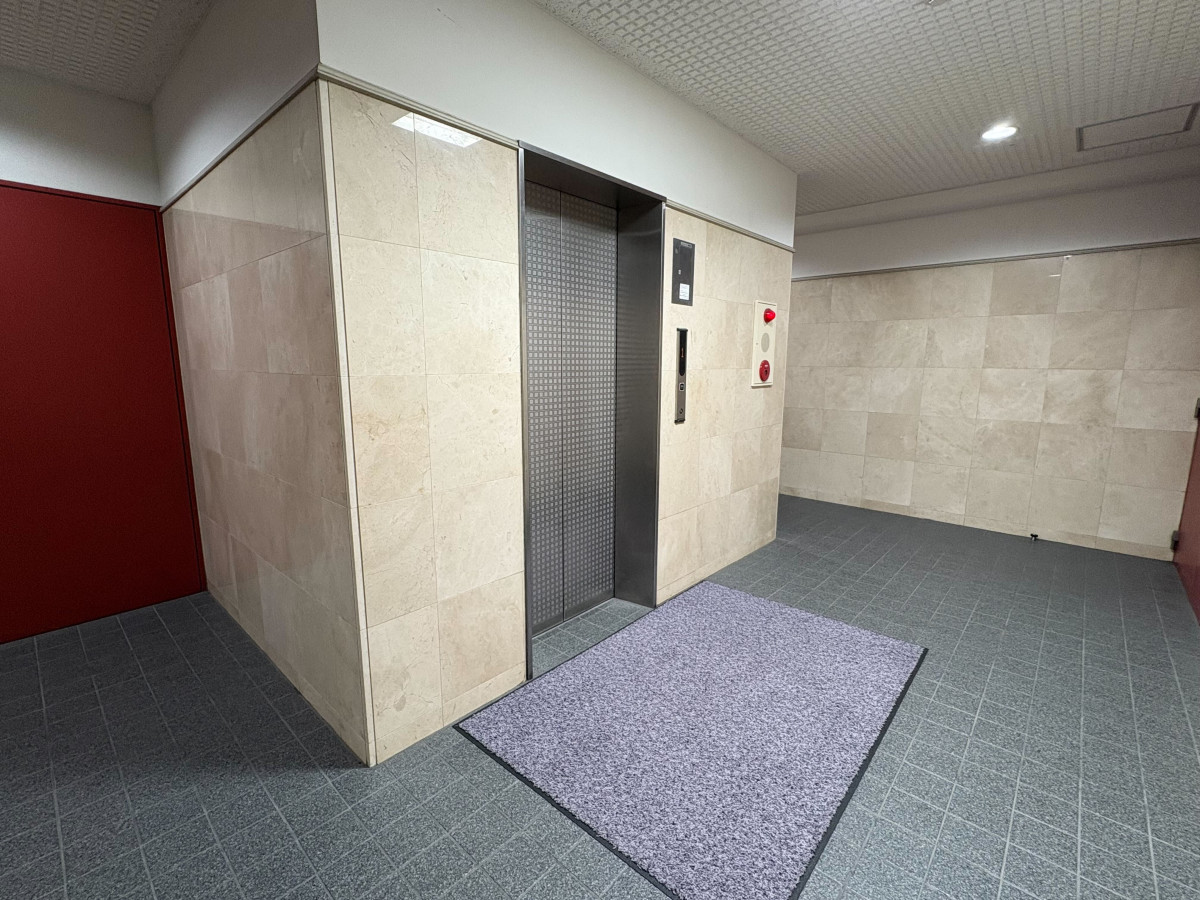 スペースの3枚目の写真