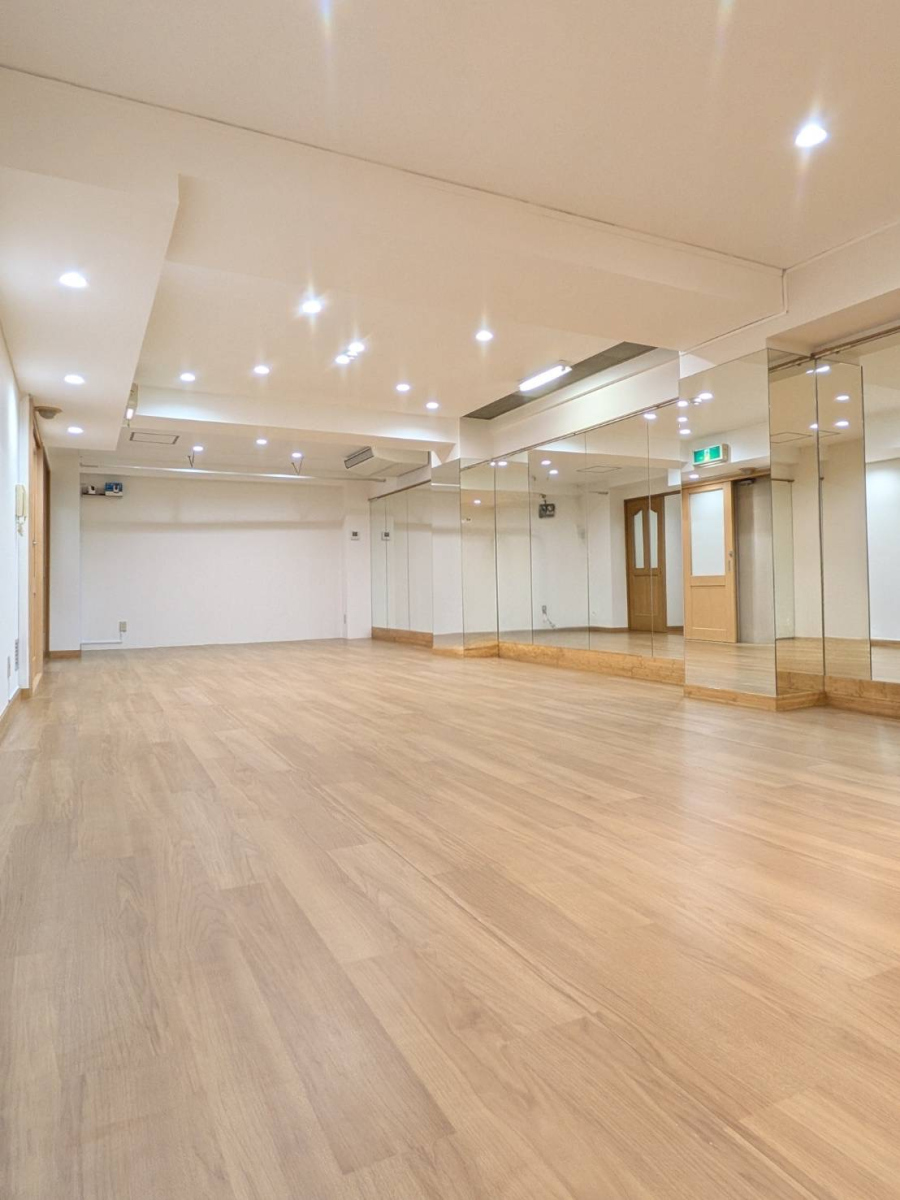 スペースの3枚目の写真