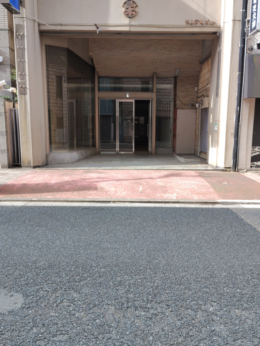 スペースの2枚目の写真