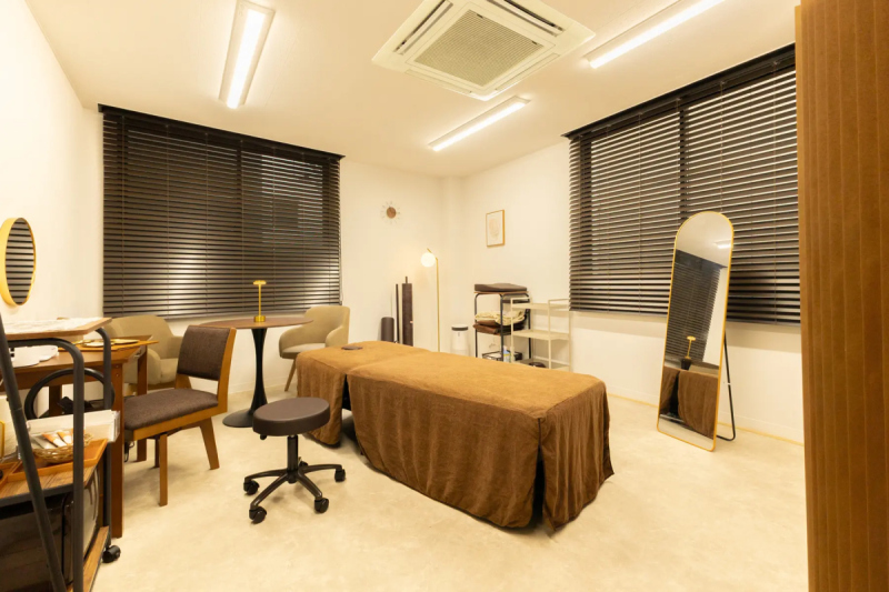 レンタルサロンRENTARO 四ツ橋grande