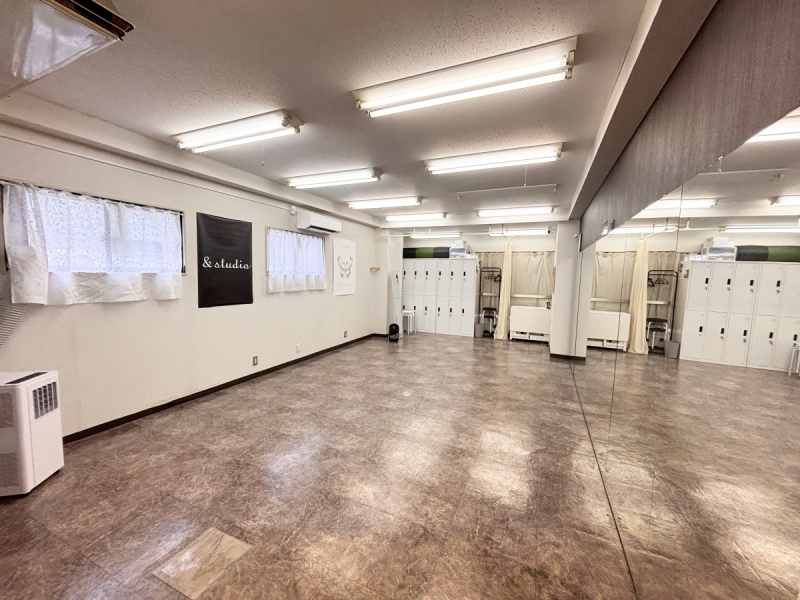&studio