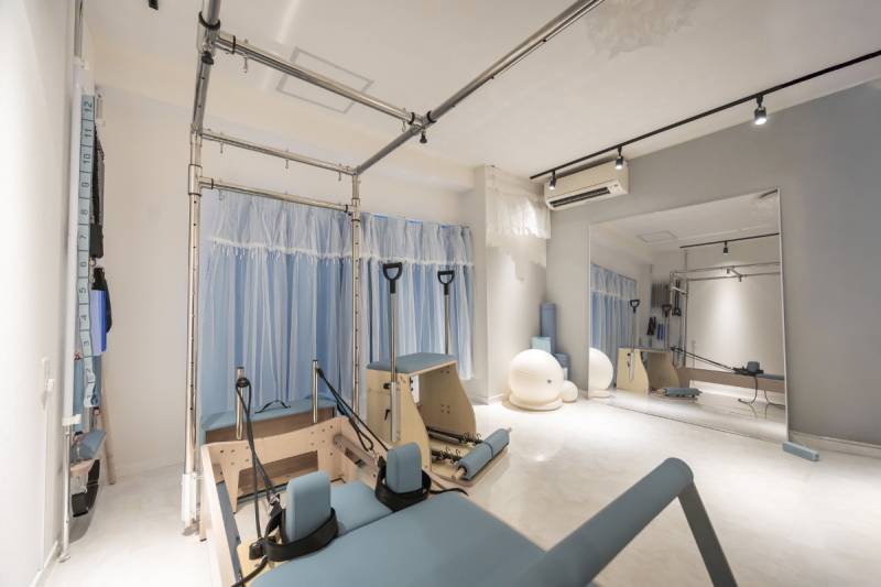 rental pilates studio CARAT